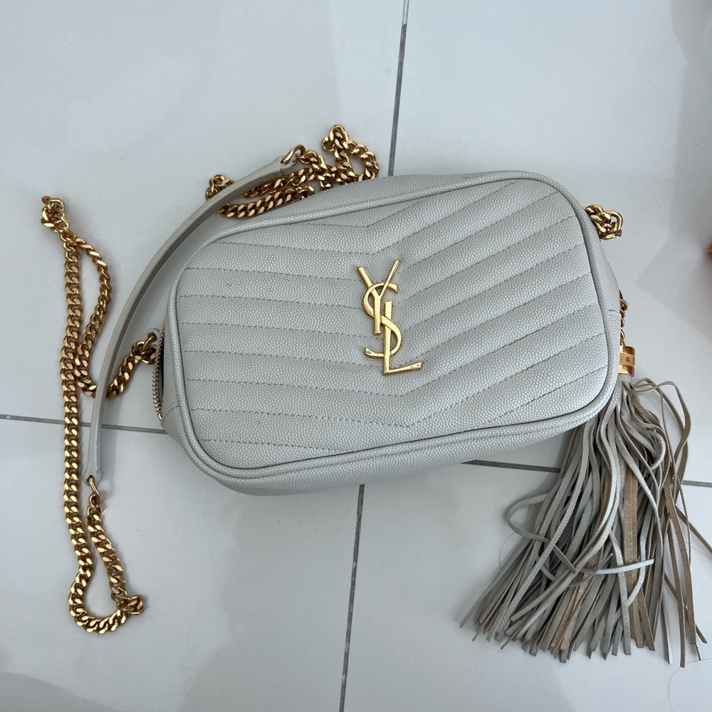Used YSL camera bag in off white/ cream. Size small 100% authentic